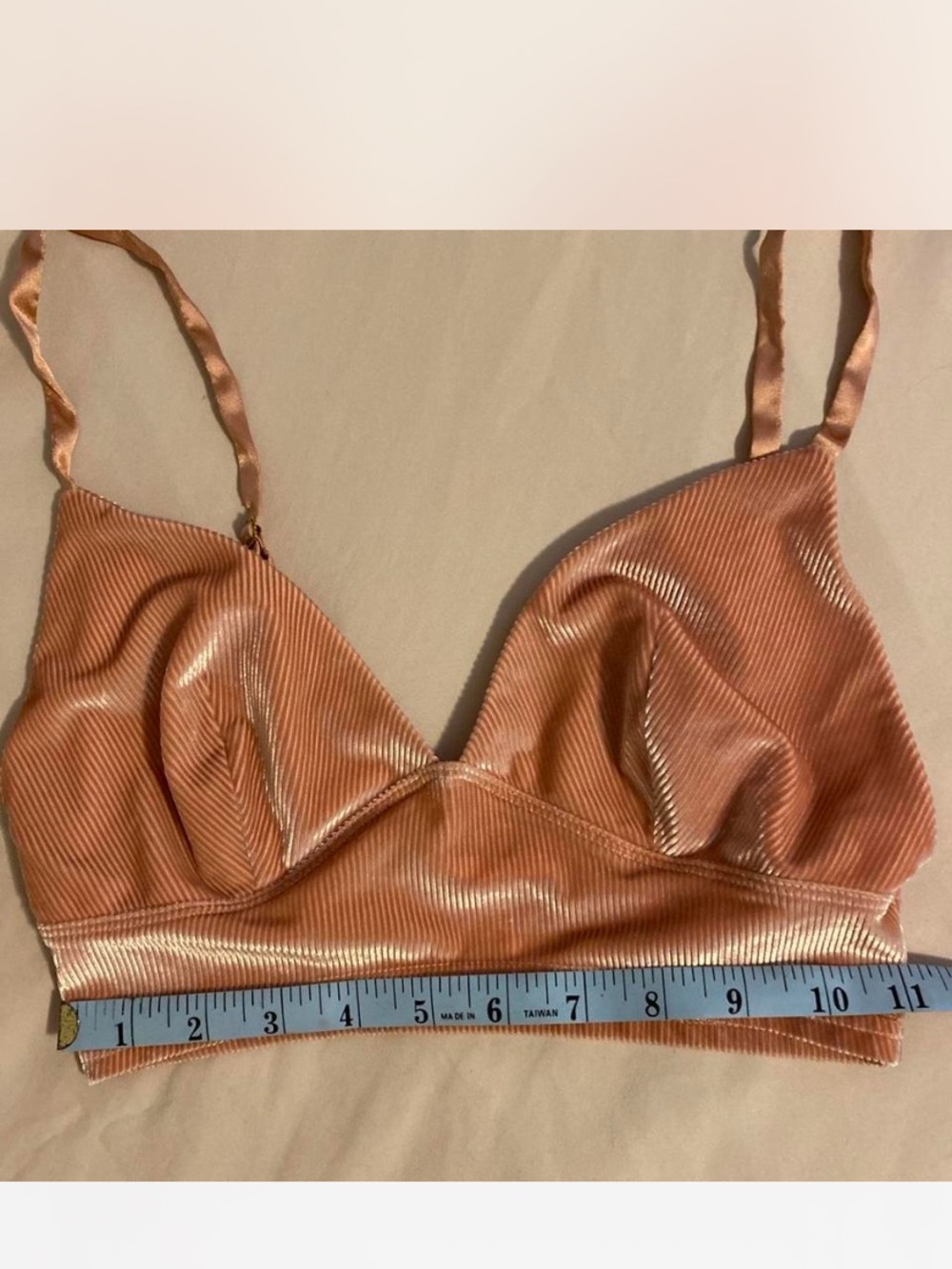 Victoria's Secret Shimmery Pink Bralette Sz S